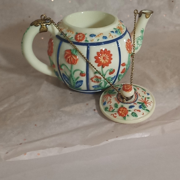 “Nini Japanese Kakiemon Small TeaPot” - Picture 3 of 8